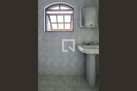 Casa para alugar com 40m², 1 quarto e sem vaga Casa para alugar com 40m², 1 quarto e sem vagaBanheiro