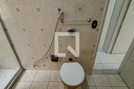 Apartamento à venda com 68m², 2 quartos e 1 vagabanheiro social