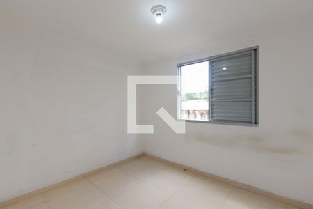 Quarto 2 de apartamento para alugar com 2 quartos, 42m² em Jardim Etelvina, São Paulo
