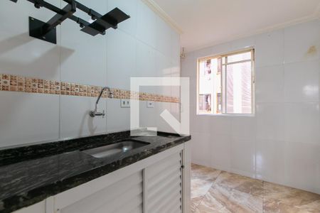 Cozinha de apartamento para alugar com 2 quartos, 42m² em Jardim Etelvina, São Paulo