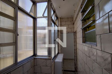 Apartamento à venda com 75m², 3 quartos e 1 vagaarea de serviço