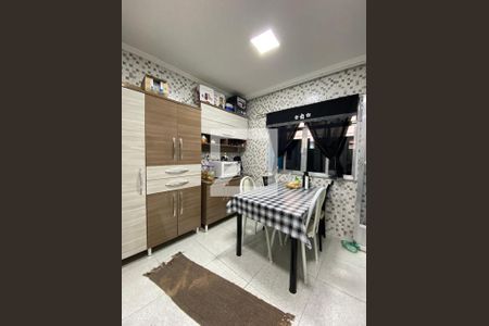 Casa à venda com 110m², 3 quartos e 1 vaga Casa à venda com 110m², 3 quartos e 1 vagaCozinha