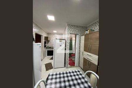 Casa à venda com 110m², 3 quartos e 1 vaga Casa à venda com 110m², 3 quartos e 1 vagaCozinha