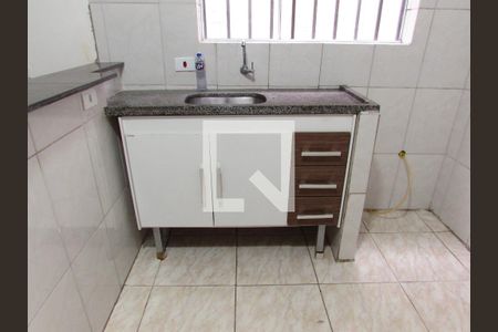 Cozinha de casa para alugar com 3 quartos, 82m² em Jardim Sao Januario, São Paulo