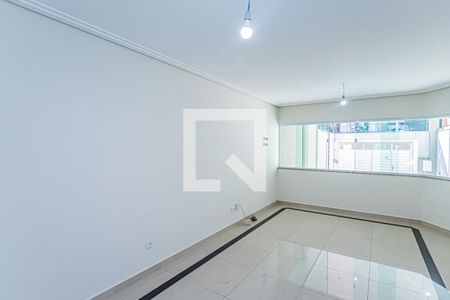 Sala de casa para alugar com 3 quartos, 258m² em Jardim Marisa, São Paulo