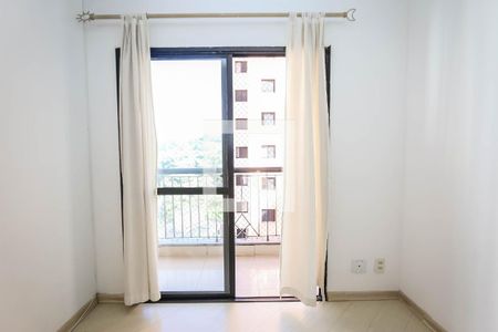 Sala de apartamento à venda com 3 quartos, 75m² em Butantã, São Paulo