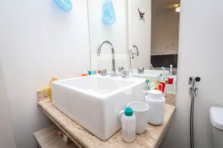 Apartamento à venda com 38m², 2 quartos e 2 vagasBanheiro da Suite 2