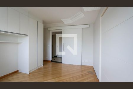 Apartamento à venda com 247m², 4 quartos e 4 vagasQuarto 4
