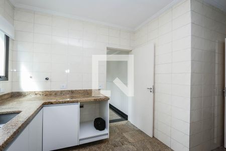 Apartamento à venda com 247m², 4 quartos e 4 vagasCozinha