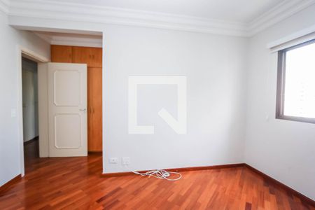 Apartamento à venda com 247m², 4 quartos e 4 vagasSuite 2