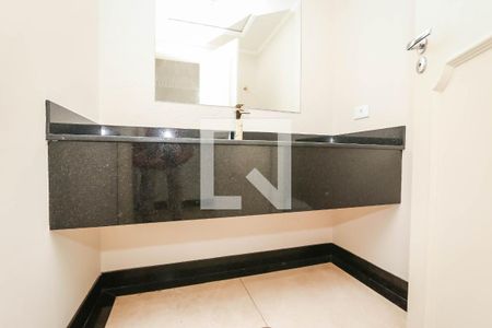 Apartamento à venda com 247m², 4 quartos e 4 vagasLavabo