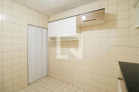 Apartamento à venda com 80m², 2 quartos e sem vagaCozinha e Área de Serviço