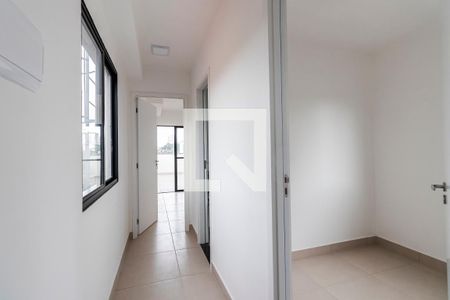 Corredor de apartamento à venda com 2 quartos, 71m² em Cidade Mãe do Céu, São Paulo