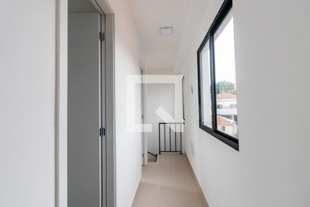 Corredor de apartamento para alugar com 2 quartos, 71m² em Cidade Mãe do Céu, São Paulo