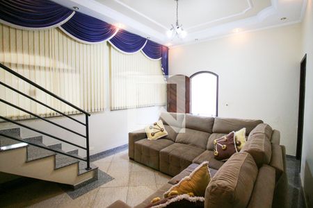 Sala de casa à venda com 5 quartos, 369m² em Conjunto Habitacional A. E. Carvalho, São Paulo