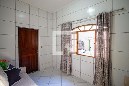 Casa à venda com 369m², 5 quartos e 3 vagasQuarto de Serviço