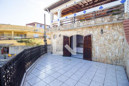 Casa à venda com 369m², 5 quartos e 3 vagasQuarto 1 / Suíte - Varanda