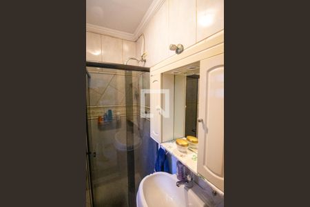 Casa à venda com 369m², 5 quartos e 3 vagasBanheiro 1