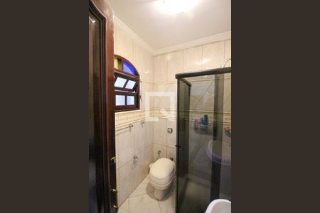 Casa à venda com 369m², 5 quartos e 3 vagasBanheiro 1