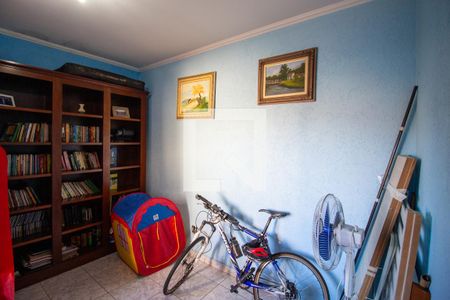 Casa à venda com 369m², 5 quartos e 3 vagasQuarto 4