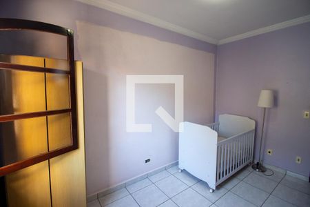 Casa à venda com 369m², 5 quartos e 3 vagasQuarto 2
