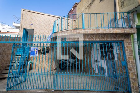 Casa para alugar com 50m², 1 quarto e 1 vaga Casa para alugar com 50m², 1 quarto e 1 vagaFachada