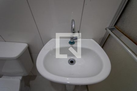 Casa para alugar com 50m², 1 quarto e 1 vaga Casa para alugar com 50m², 1 quarto e 1 vagaBanheiro