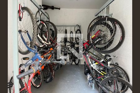 Bicicletário de apartamento para alugar com 2 quartos, 37m² em Água Branca, São Paulo