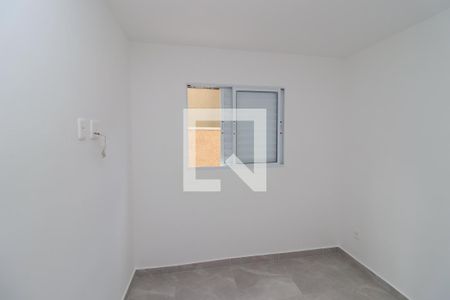 Quarto 1 de apartamento para alugar com 2 quartos, 40m² em Vila Centenário, São Paulo