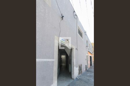 Fachada de casa para alugar com 1 quarto, 68m² em Jardim Iva, São Paulo