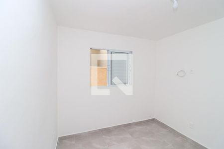 Quarto 1 de apartamento para alugar com 2 quartos, 40m² em Vila Centenário, São Paulo