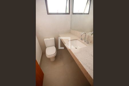 Casa à venda com 450m², 4 quartos e 4 vagasBanheiro