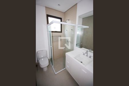 Casa à venda com 450m², 4 quartos e 4 vagasBanheiro da Suíte 4