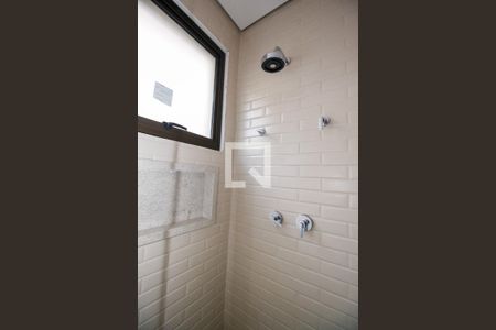 Casa à venda com 450m², 4 quartos e 4 vagasBanheiro da Suíte 4