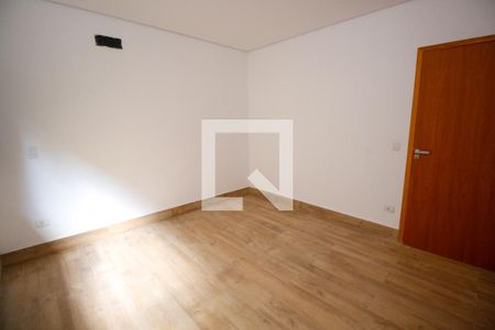 Casa à venda com 450m², 4 quartos e 4 vagasSuíte 3