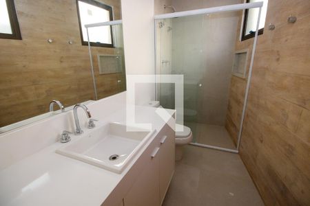 Casa à venda com 450m², 4 quartos e 4 vagasBanheiro da Suíte 2