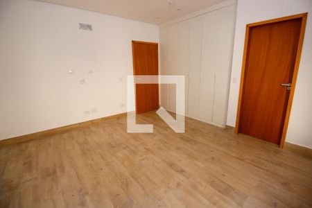 Casa à venda com 450m², 4 quartos e 4 vagasSuíte 4