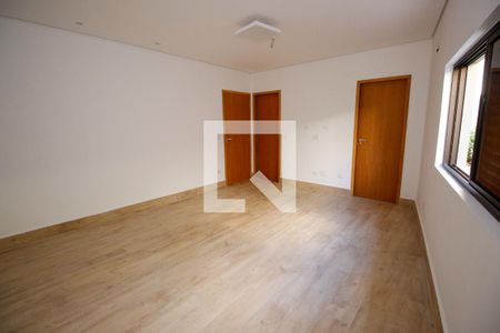 Casa à venda com 450m², 4 quartos e 4 vagasSuíte 2