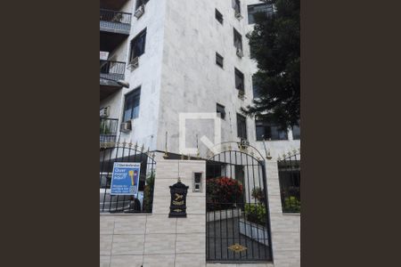 Apartamento à venda com 90m², 2 quartos e 1 vagaFachada