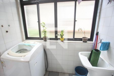 Apartamento à venda com 90m², 2 quartos e 1 vagaÁrea de Serviço