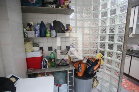 Apartamento à venda com 90m², 2 quartos e 1 vagaÁrea de Serviço