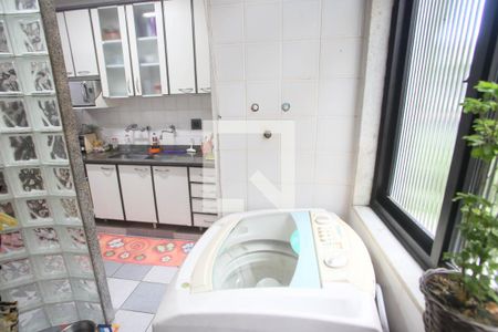 Apartamento à venda com 90m², 2 quartos e 1 vagaÁrea de Serviço