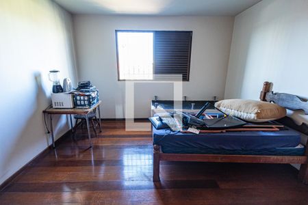 Casa à venda com 348m², 4 quartos e 10 vagasQuarto 3