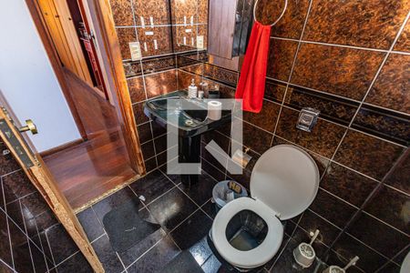 Casa à venda com 348m², 4 quartos e 10 vagasBanheiro