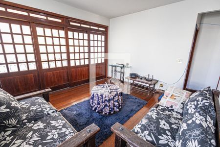 Casa à venda com 348m², 4 quartos e 10 vagasSala 2º andar