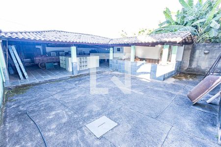 Casa à venda com 348m², 4 quartos e 10 vagasQuintal