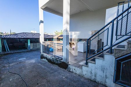 Casa à venda com 348m², 4 quartos e 10 vagasQuintal