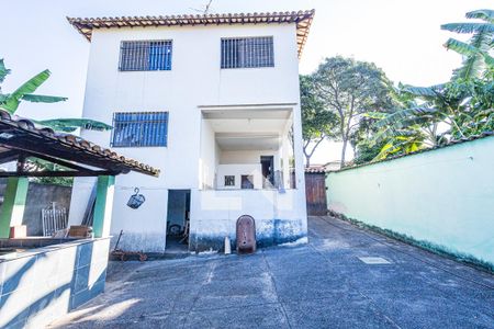 Casa à venda com 348m², 4 quartos e 10 vagasQuintal