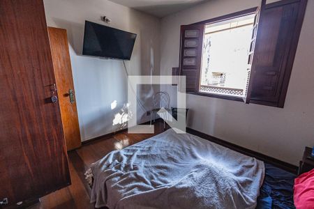 Casa à venda com 348m², 4 quartos e 10 vagasQuarto 2 / suite