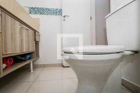 Apartamento à venda com 96m², 2 quartos e 2 vagasBanheiro da Suite